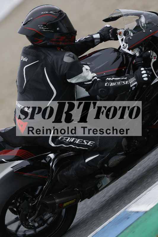 Archiv-2025/02 28.-31.01.2025 Moto Center Thun Jerez/gruen-green/160